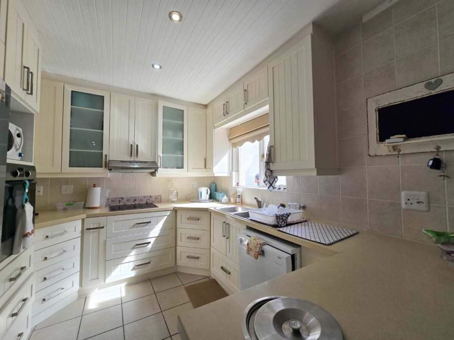 4 Bedroom Property for Sale in Stilbaai Wes Western Cape